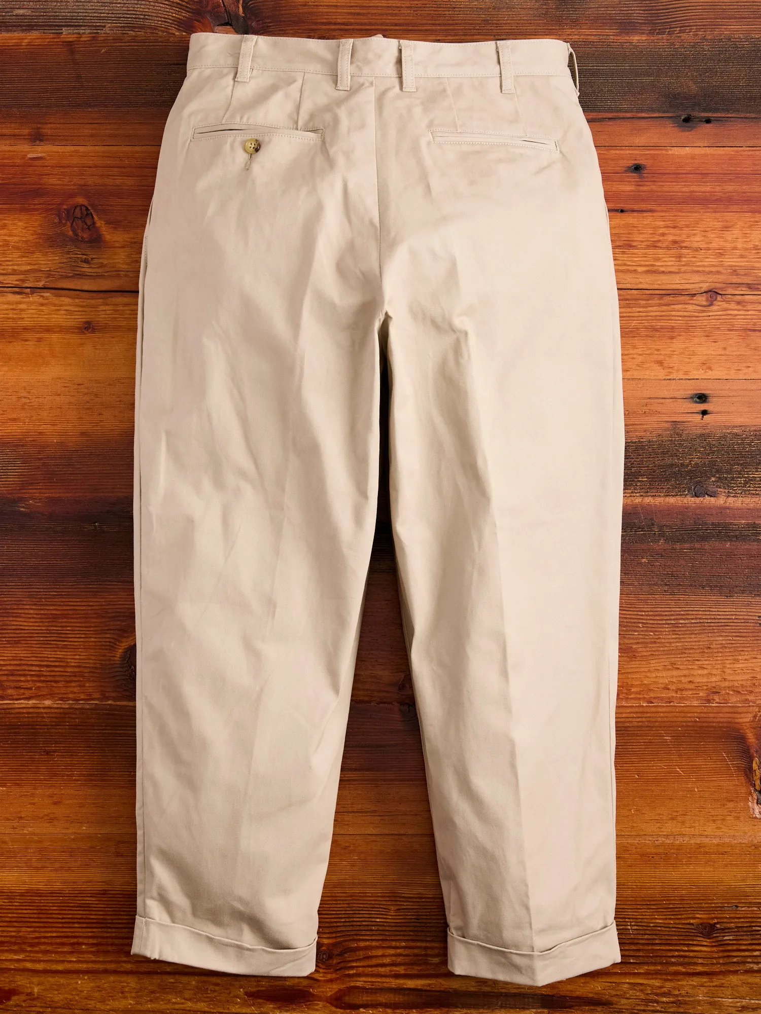 2-Pleat Twill Trousers in Khaki