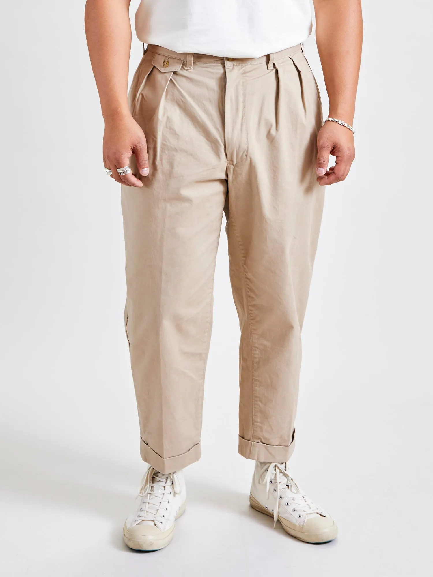 2-Pleat Twill Trousers in Khaki