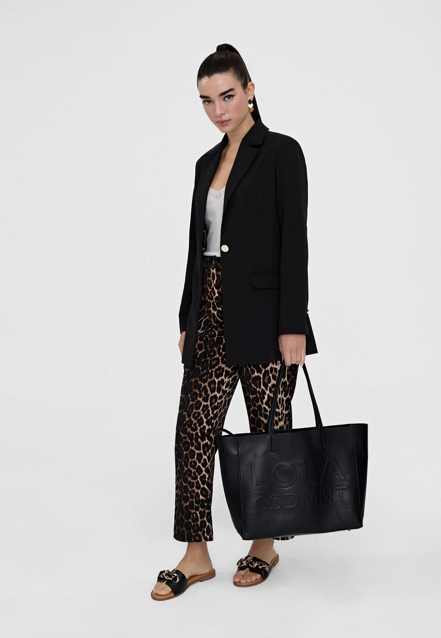 Animal print cropped trousers