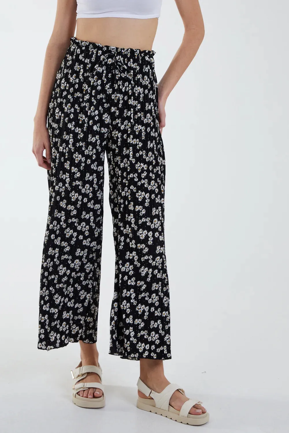 Black Daisy Print Pleated Wide Leg Trousers