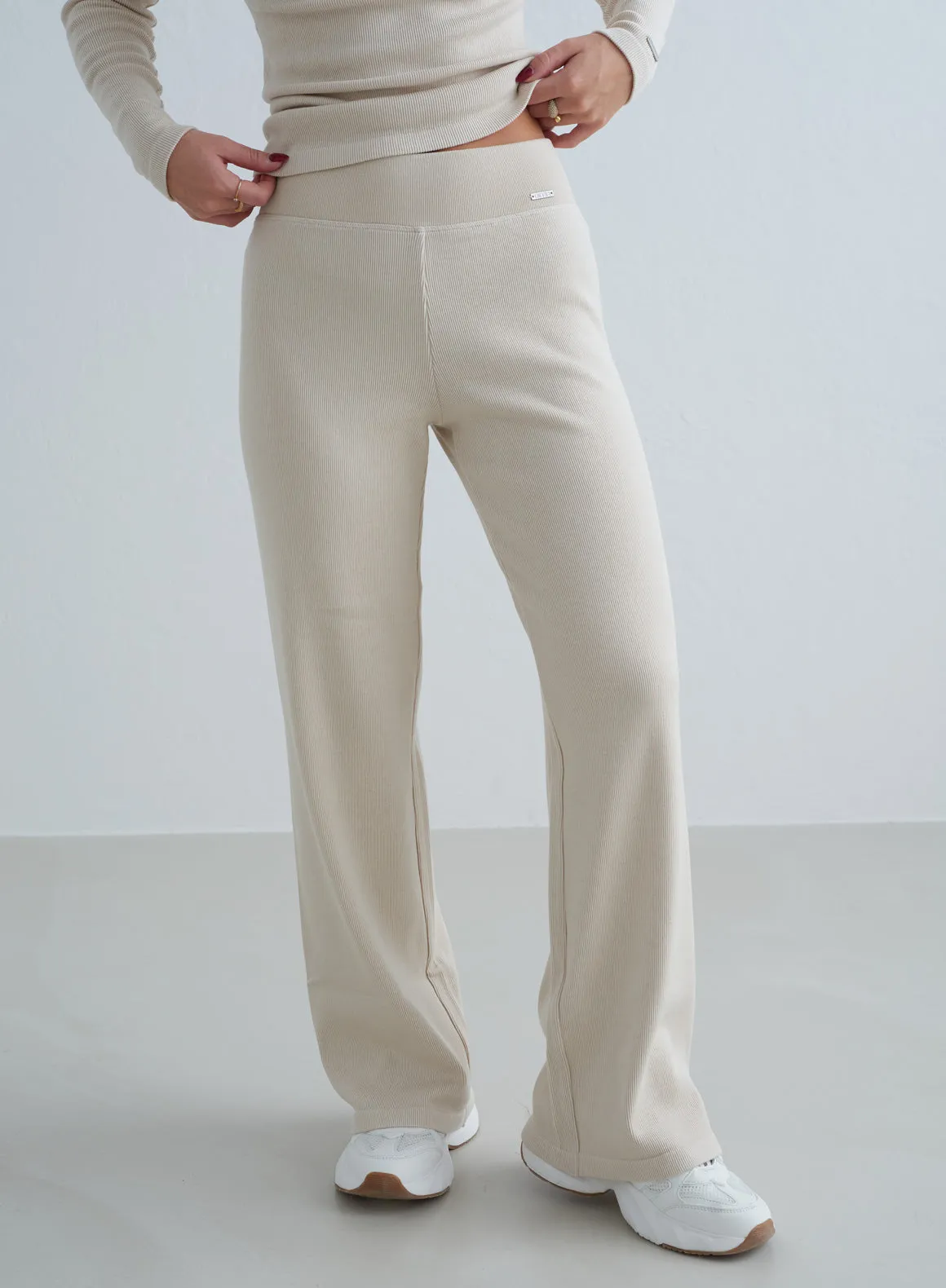 Café Au Lait Ribbed Wool Petite Wide Pants