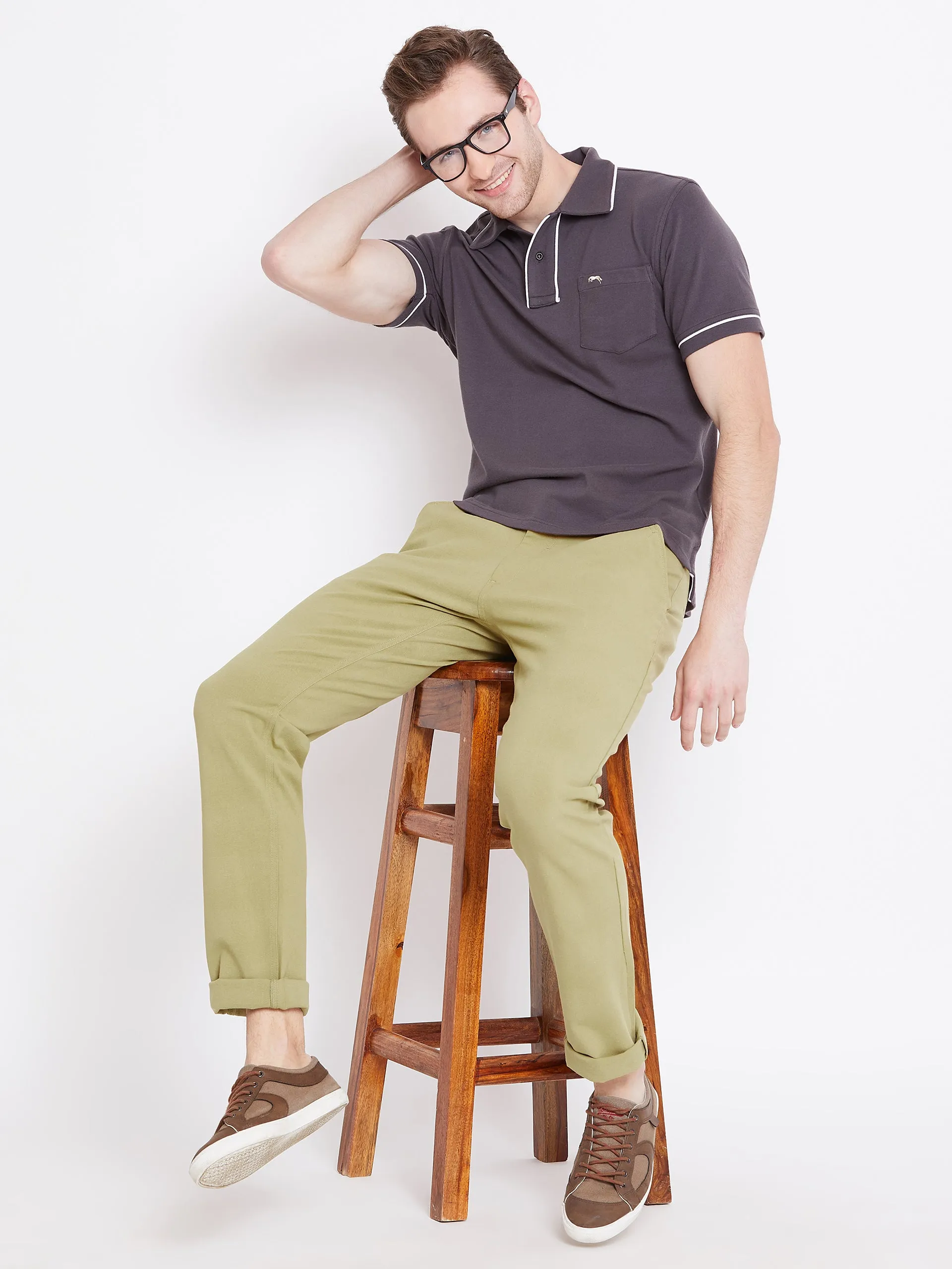 Men Beige Solid Casual Regular Fit Trousers