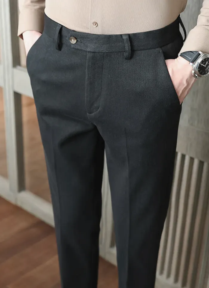 Pleated Wool Trousers - black