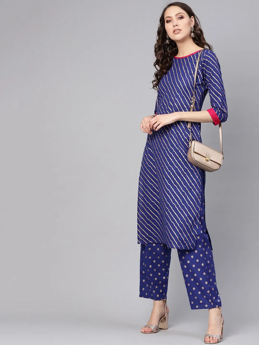 Women Blue & Golden Leheriya Print Kurta With Trousers