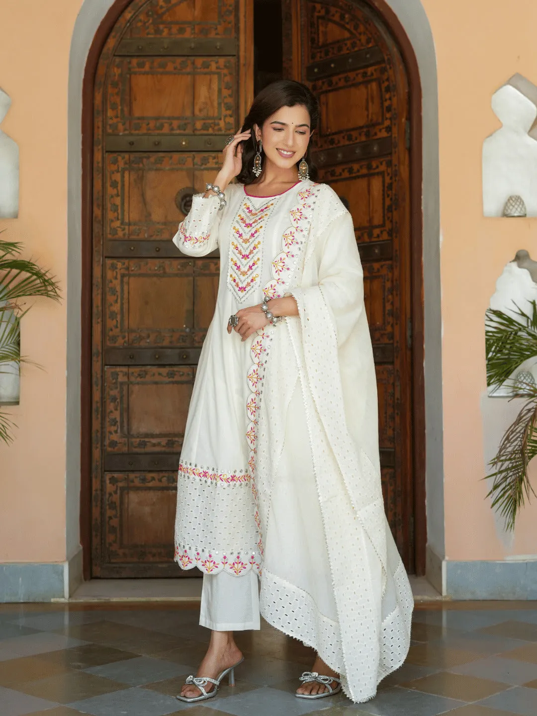 Women Cream Pure Cotton Kurta Set With Dupatta