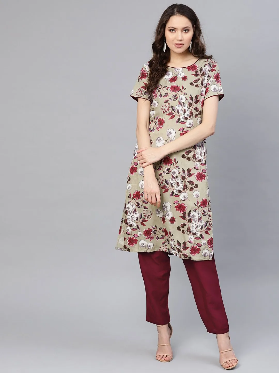 Women Grey & Burgundy Printed Kurta With Trousers