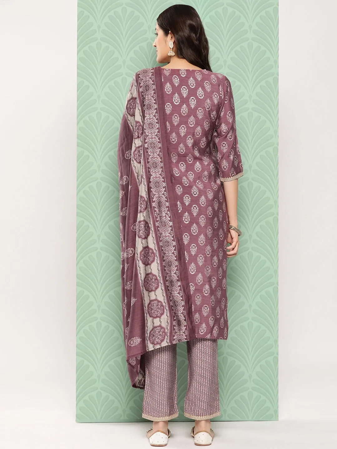 Women Mauve Chanderi Silk Kurta Set With Dupatta